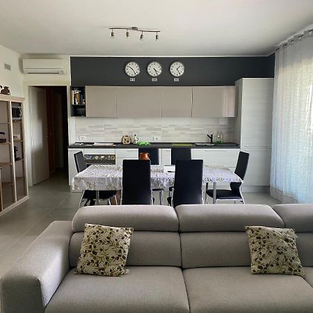 Dream House Apartment Limena Bagian luar foto