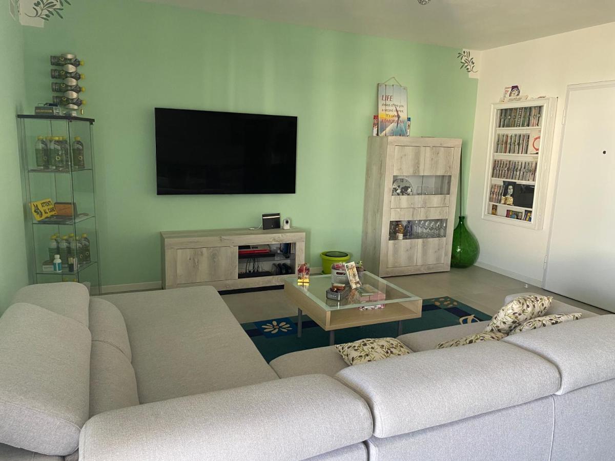 Dream House Apartment Limena Bagian luar foto